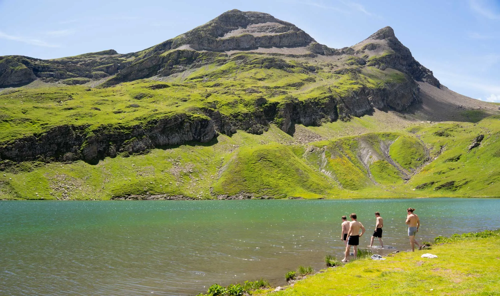 grindelwald people swimming in lake bachalpsee